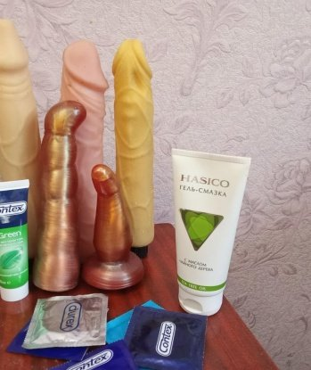 У меня опытная и искусная рука, которая сможет доставить тебе незабываемое удовольствие. Мои услуги направлены на удовлетворение твоих самых сокровенных желаний. Я гарантирую тебе полную конфиденциальность, атмосферу релакса и незабываемый опыт. 🌹 В моей коллекции фото ты найдешь все необходимые инструменты для выбора. У меня есть отзывы от довольных клиентов, которые подтвердят мою профессиональность и заставят тебя вернуться снова и снова. Я жду встречи с тобой, чтобы сделать твои мечты реальностью. Чувственность и страсть - вот что я гарантирую в нашем встрече. Буду рада тебе помочь воплотить все твои фантазии в реальность. Давай создадим вместе незабываемые моменты в Москве. 🌟 Кирочка